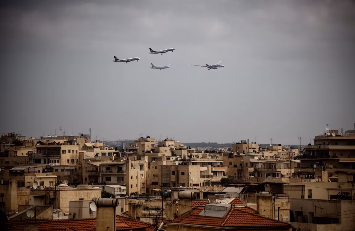 Συναγερμός στη Λευκωσία για πτήσεις πάνω από το Καϊμακλί – Τι απαντά η Πολιτική Αεροπορία