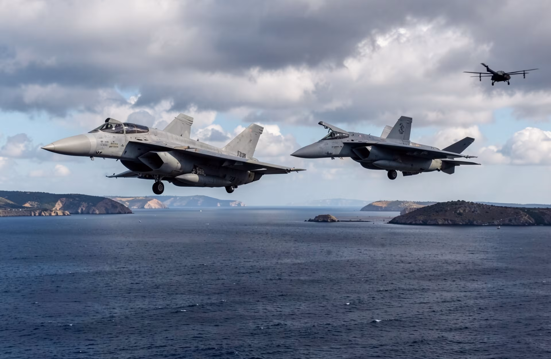 Συναγερμός στο Αιγαίο: Τουρκικό UAV στον ελληνικό εναέριο χώρο – Σηκώθηκαν F-16