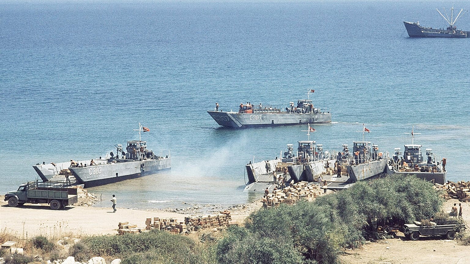 52 χρόνια μετά: Το σήμα «Η Αϊσέ πάει διακοπές» που βύθισε την Κύπρο στο σκοτάδι